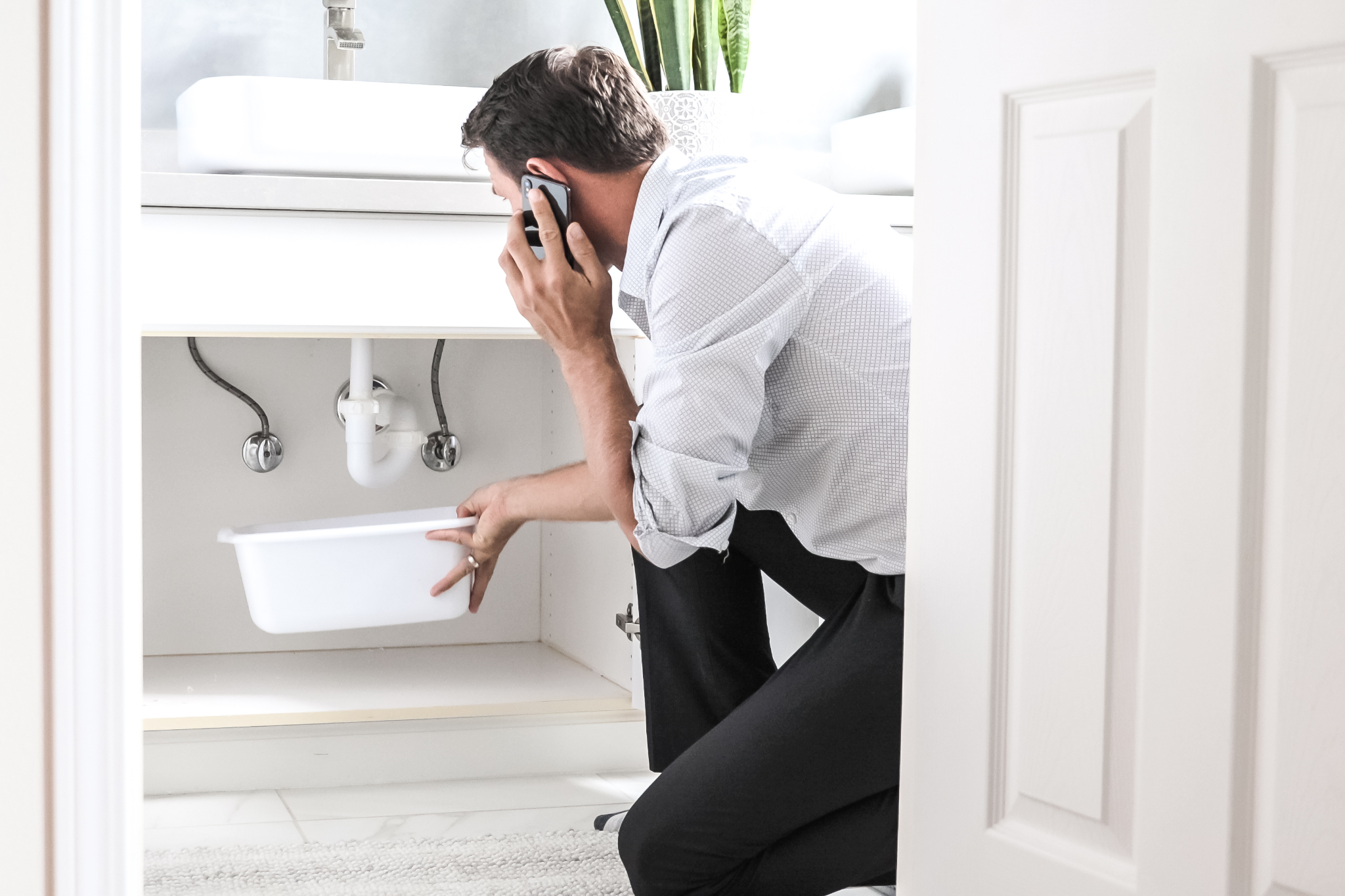 How to Temporarily Fix a Leak Until Help Arrives